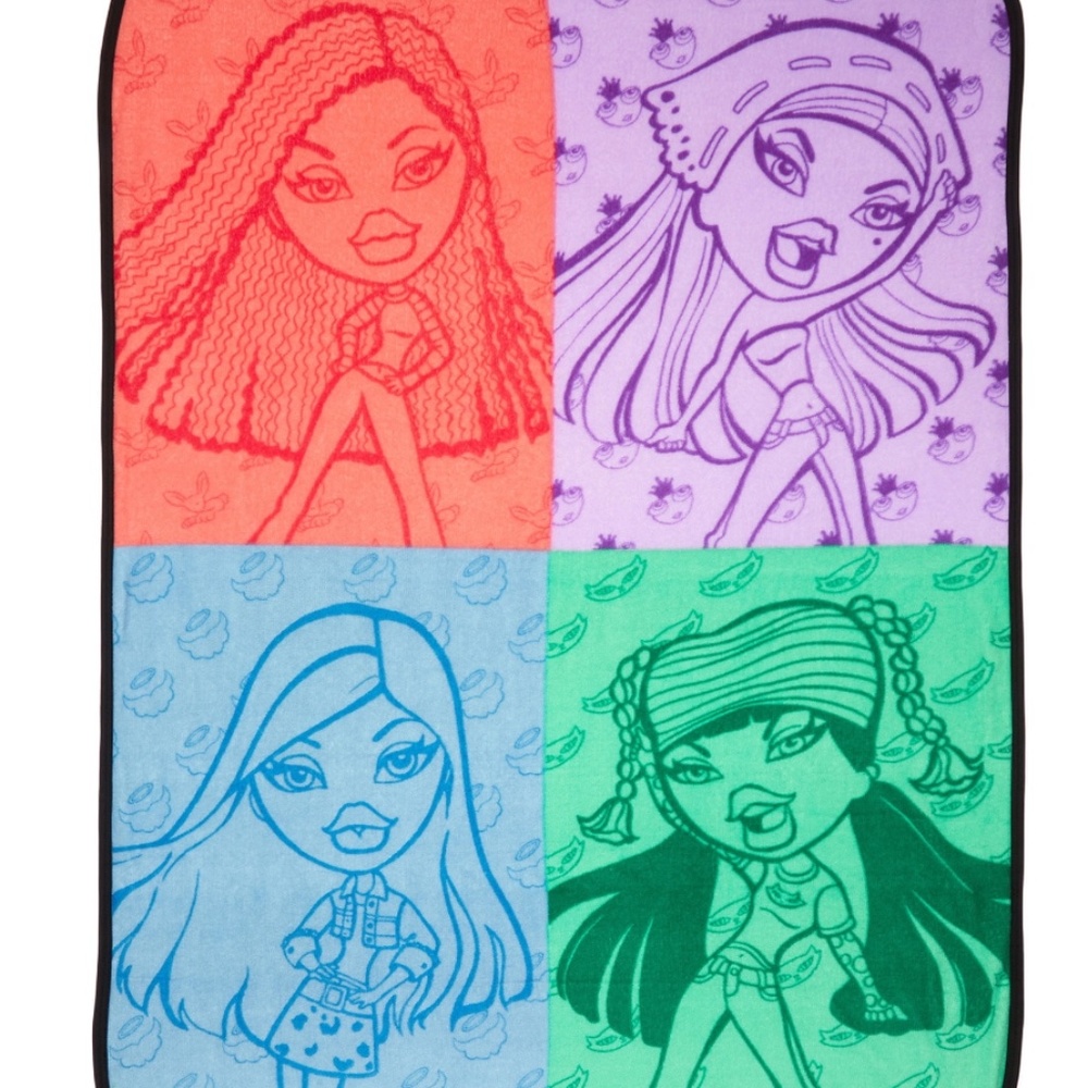 Bratz Throw Blanket Multicolor